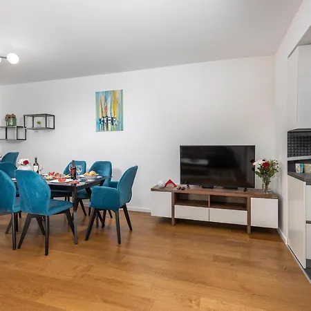 Gorgeous In With Kitchen Apartman Fiume
